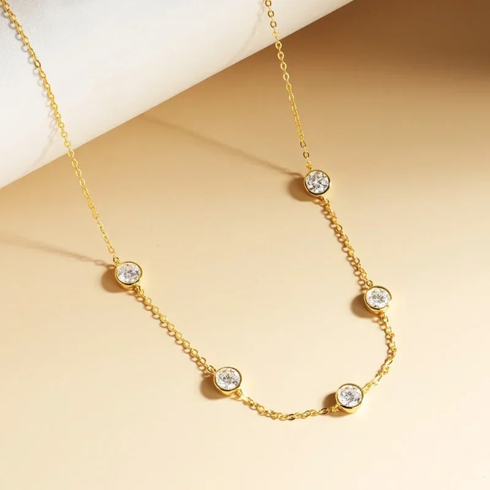 GRA Certified 5mm Moissanite N – обзор и цена Bezels Set Pendant